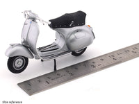 1958 Vespa 150 GS 1:18 diecast scale model scooter bike collectible