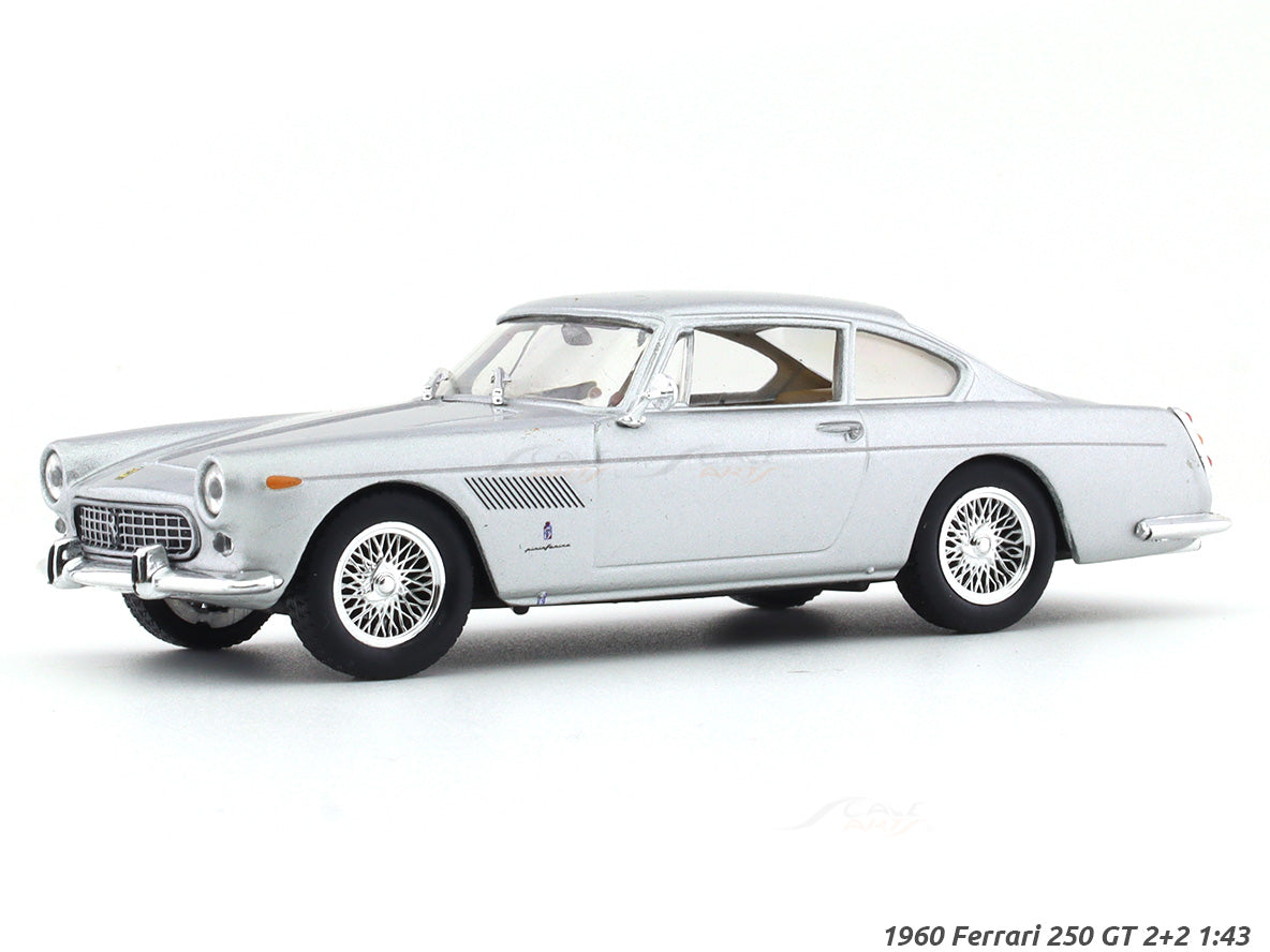 Solido Ferrari 250 GT 2+2 N°123 – Made In France – 1/43 – Gris