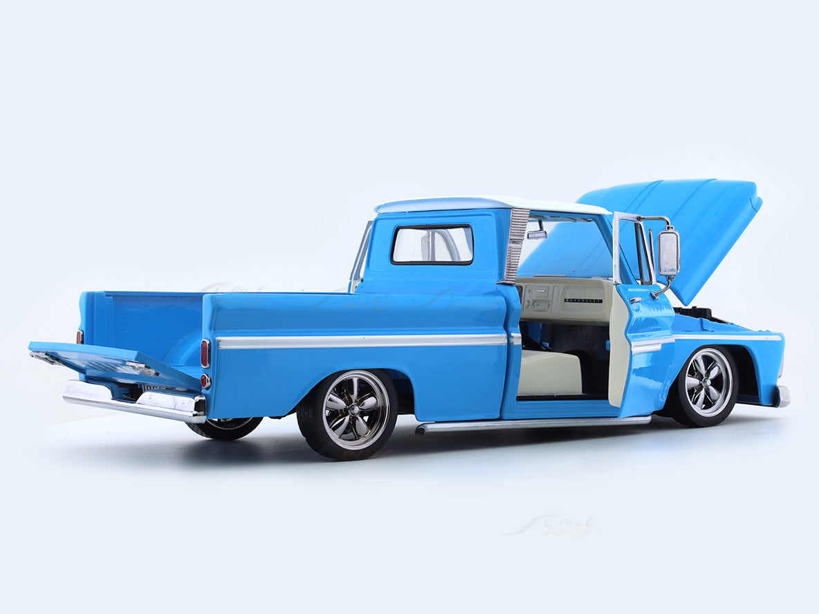 1965 Chevrolet C10 Pickup Lowrider Blue 1:18 SunStar diecast scale