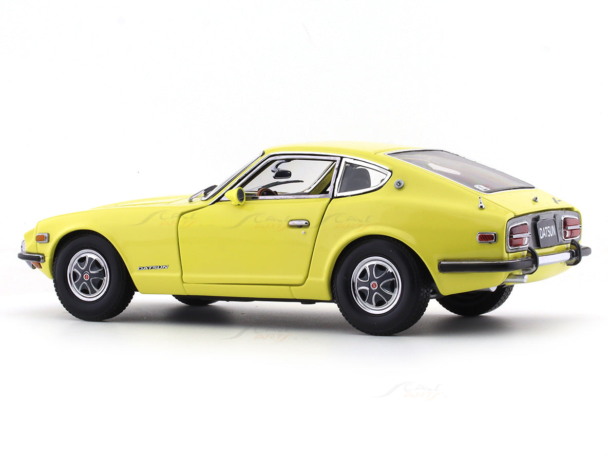 1972 Nissan Datsun 240Z Yellow 1:18 SunStar diecast scale model