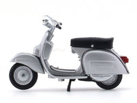 1975 Vespa 125TS 1:18 diecast scale model scooter bike collectible