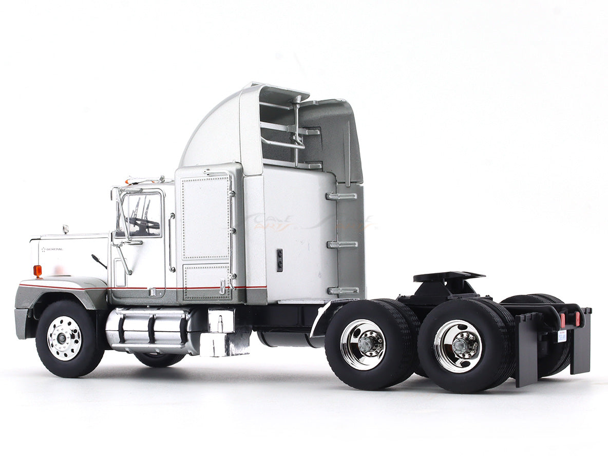 Miniature IXO 1/43 - GMC General SBFA 1988 Gris Métallisé - Camion Collection Diecast