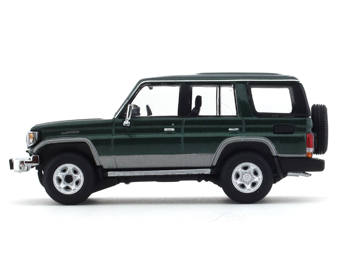 TOYOTA LAND CRUISER カラーサンプルカー Amazon | 新型 ランドクルーザー 300 カラーサンプル 1/30 202