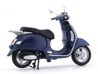 2003 Vespa Grantourismo 1:18 diecast scale model scooter bike collectible