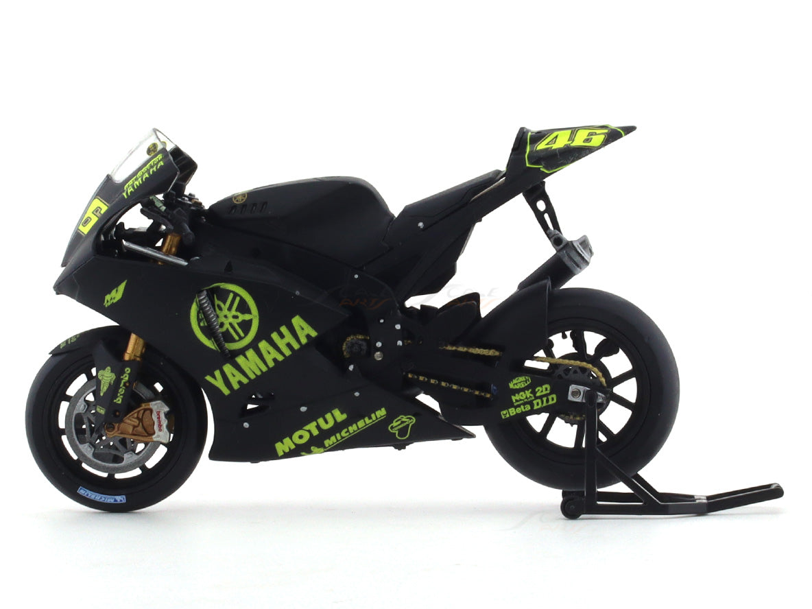2007-Yamaha-TZR-M1-46-