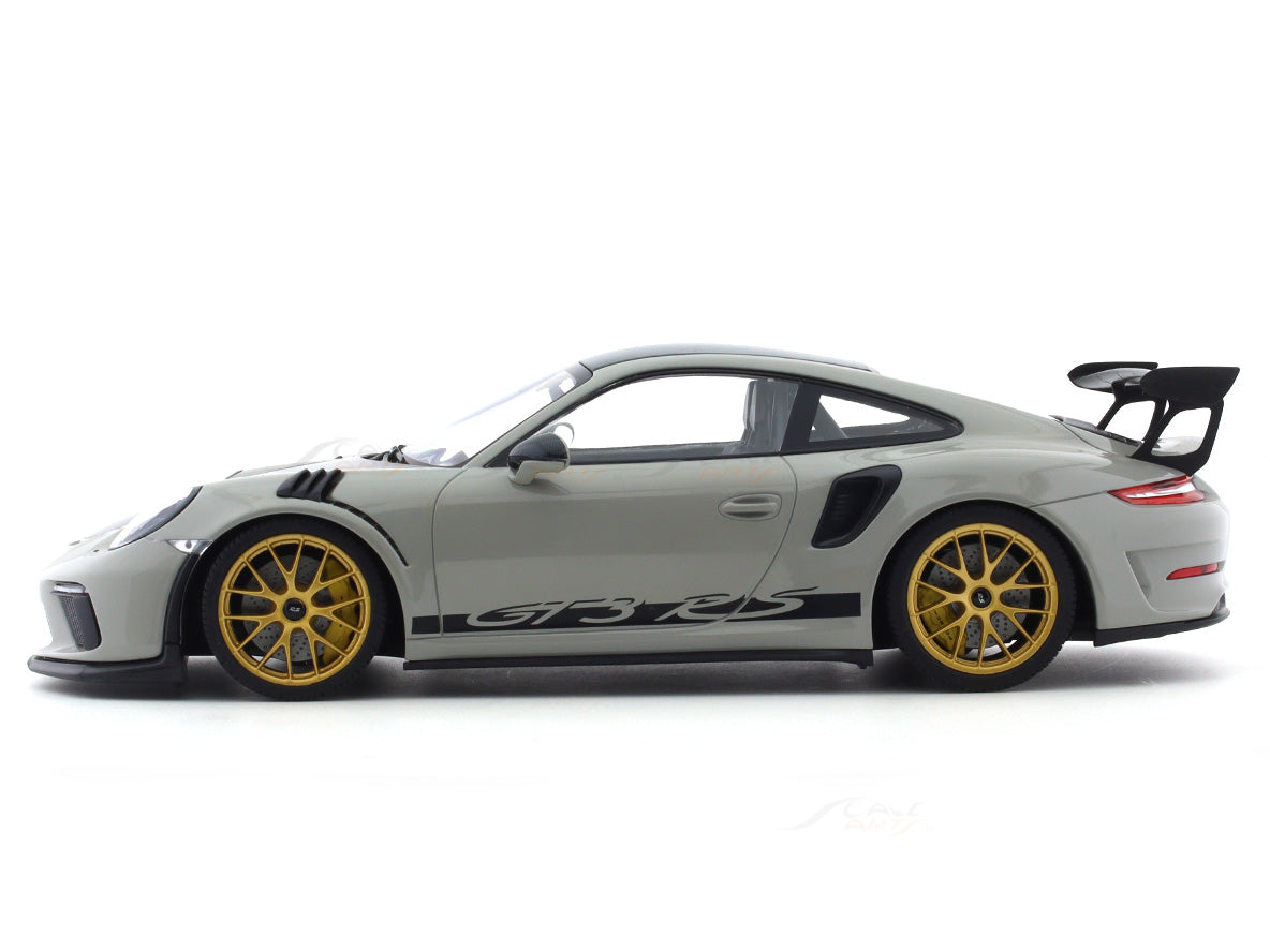 2019 Porsche 911 991.2 GT3 RS Weissach Package 1:18 Minichamps