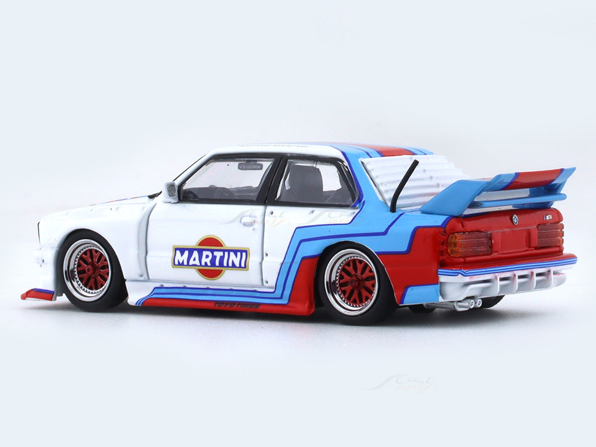 BMW-M3-E30-martini-1-64-Street