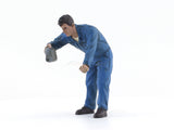 Doug Filling Engine Oil Mechanic 1:18 American Diorama Figure for scale models