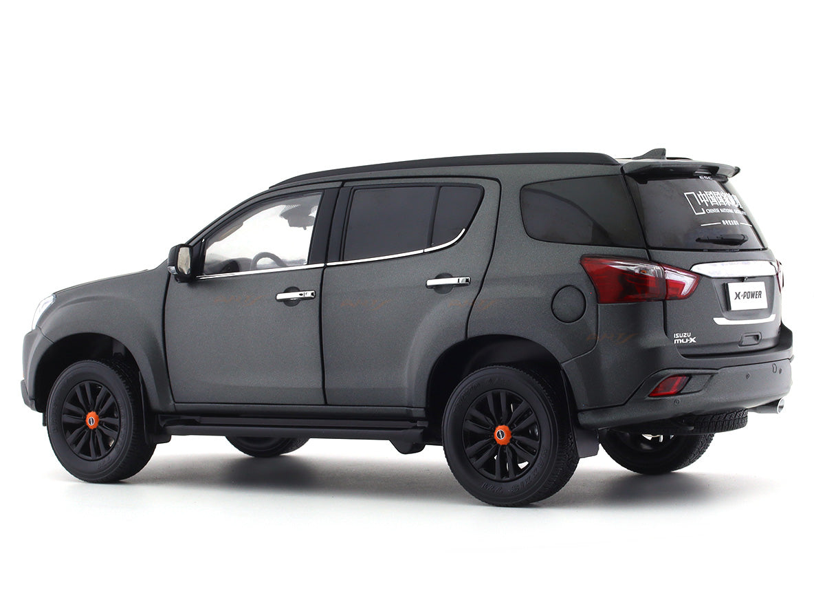 ISUZU MU X grey 1:18 Dealer Edition diecast scale model car