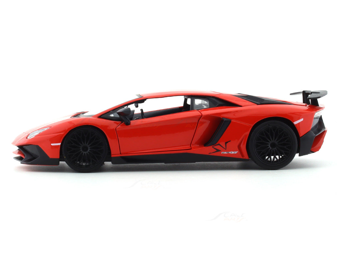 Lamborghini Aventador SV Coupe red 1:24 Bburago licensed diecast