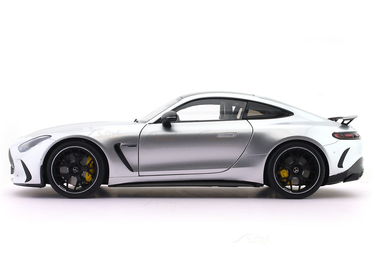 Mercedes-Benz AMG GT 63 4MATIC+ C192 1:12 NZG diecast scale model