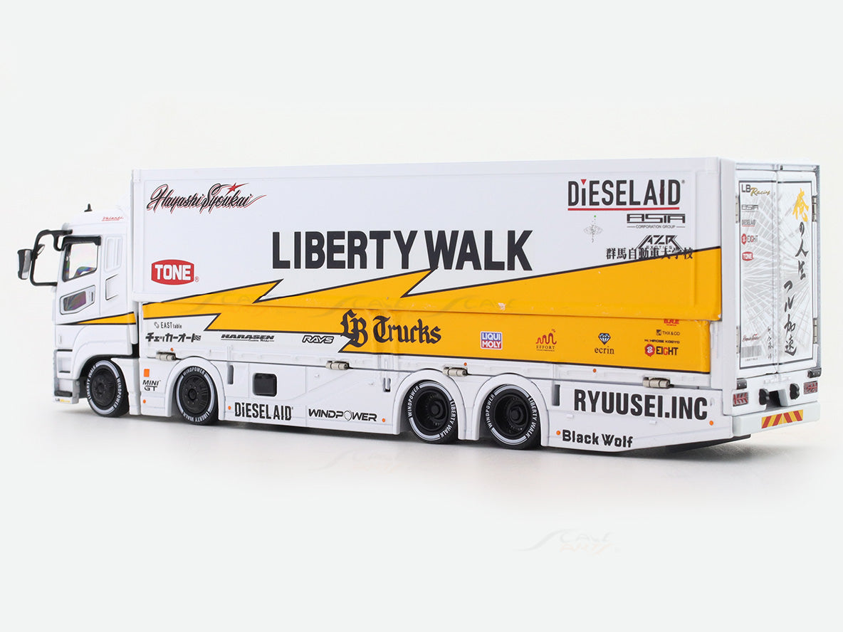Miniature Mitsubishi Fuso Super Great 1:43 - Camion Moulé Sous Pression
