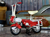 Carnielli Motograziella 1:18 Leo Models diecast scale model bike.