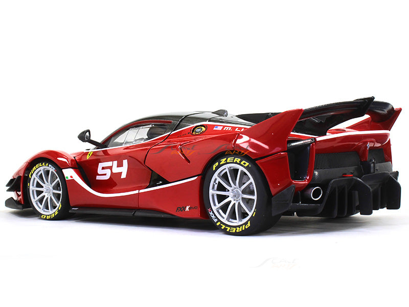 Ferrari FXX-K EVO #54 Signature Series 1:18 Bburago diecast scale