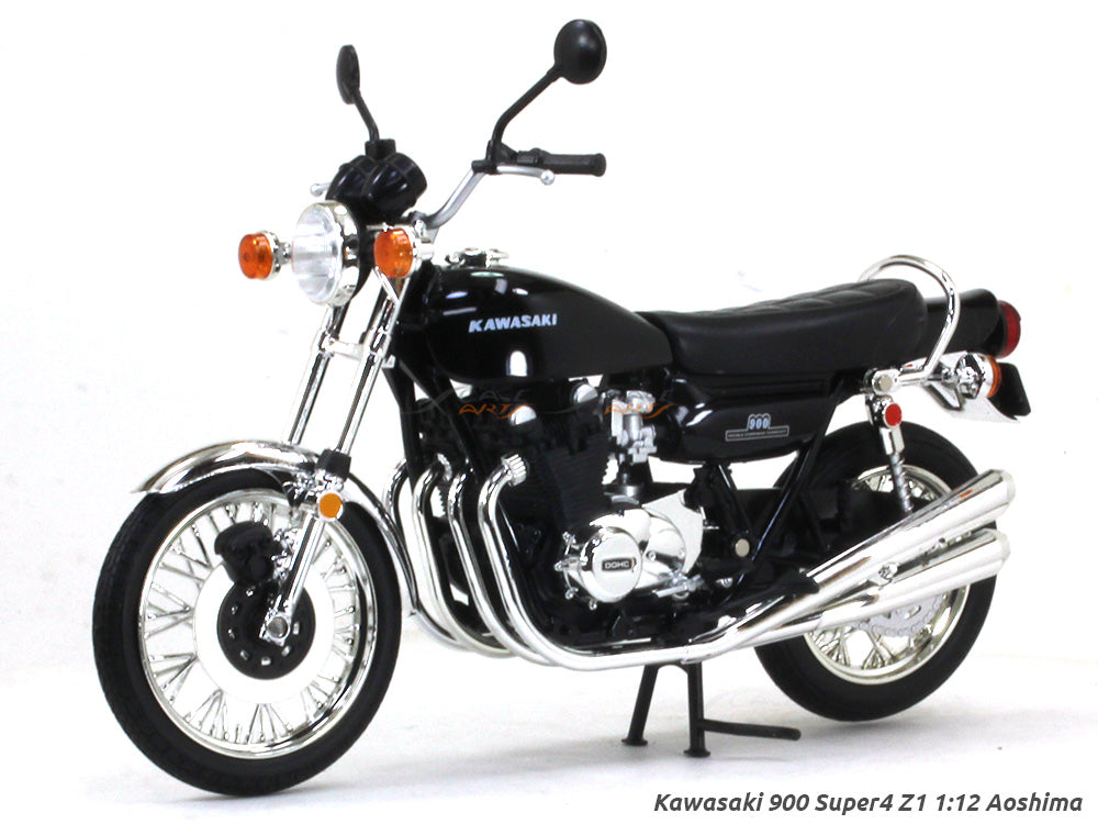 Kawasaki 900 Super4 Z1 1:12 Aoshima diecast Scale Model bike