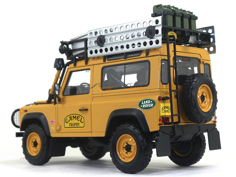 Land rover defender sale diecast 1 18