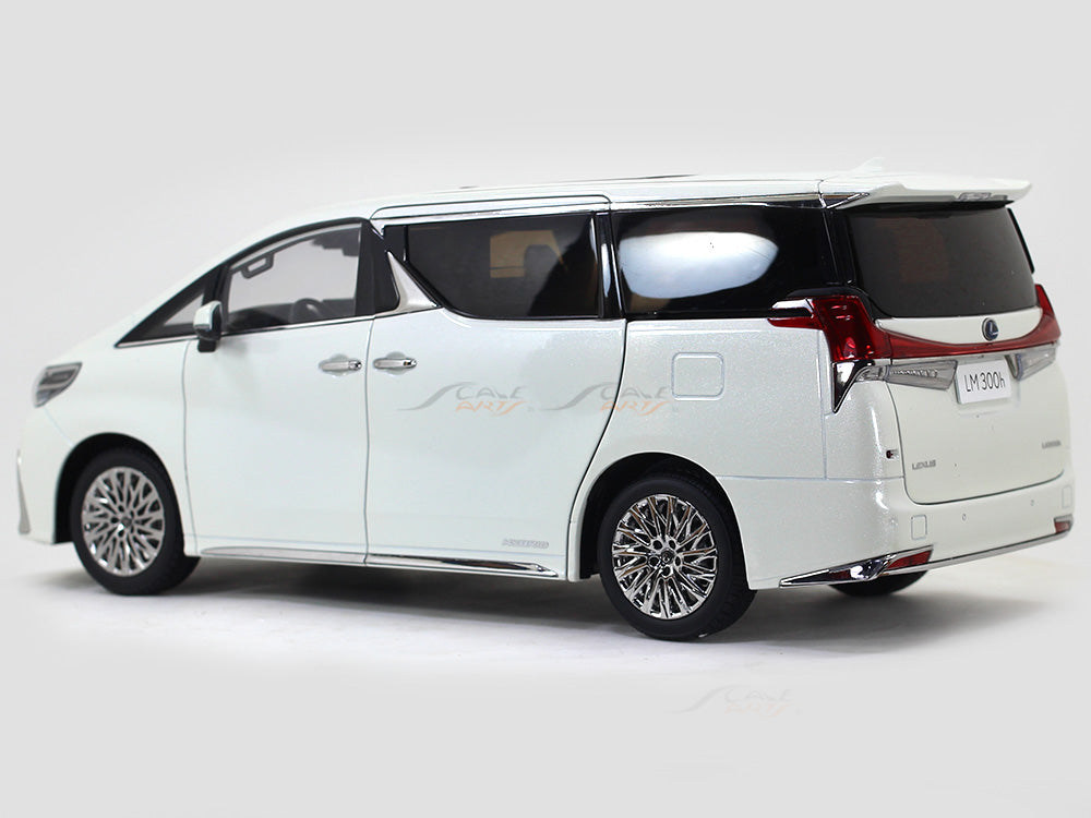 Lexus LM300h 1:18 Kengfai diecast scale model car | Scale Arts India