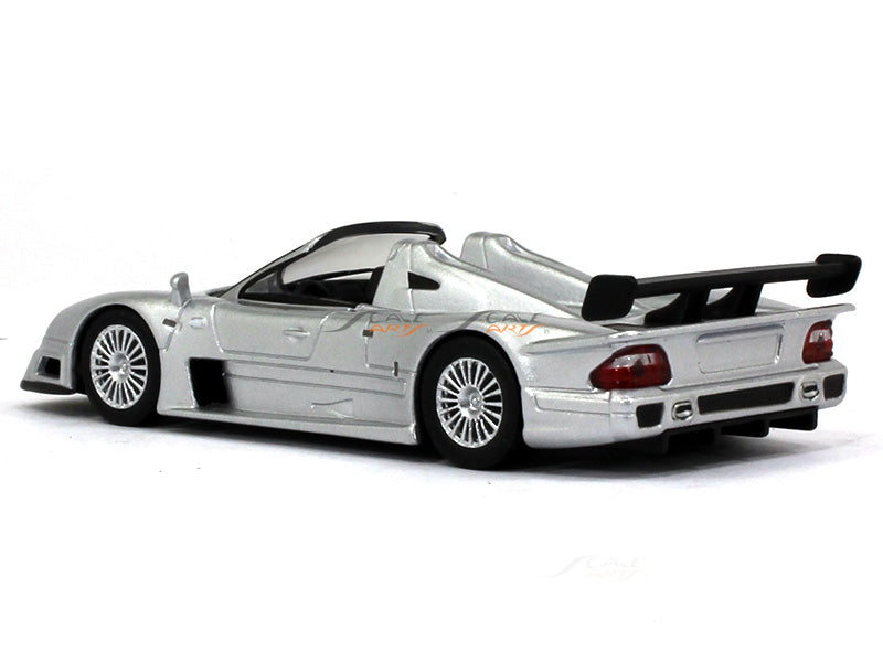 Mercedes-Benz-AMG-CLK-GTR-