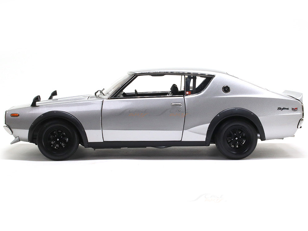 Nissan Skyline GT-R KPGC110 1:18 Kyosho diecast Scale Model Car 