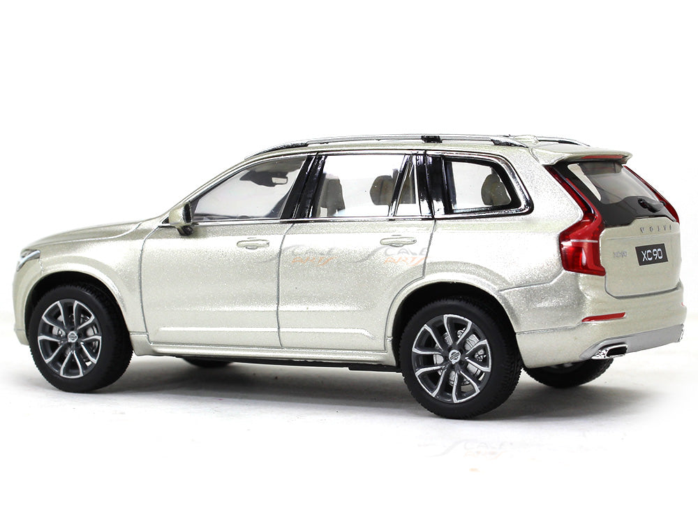 Volvo shop xc90 diecast