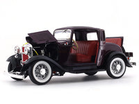 1932 Ford 3-Window Coupe plum 1:18 Road Signature diecast Scale Model pickup car