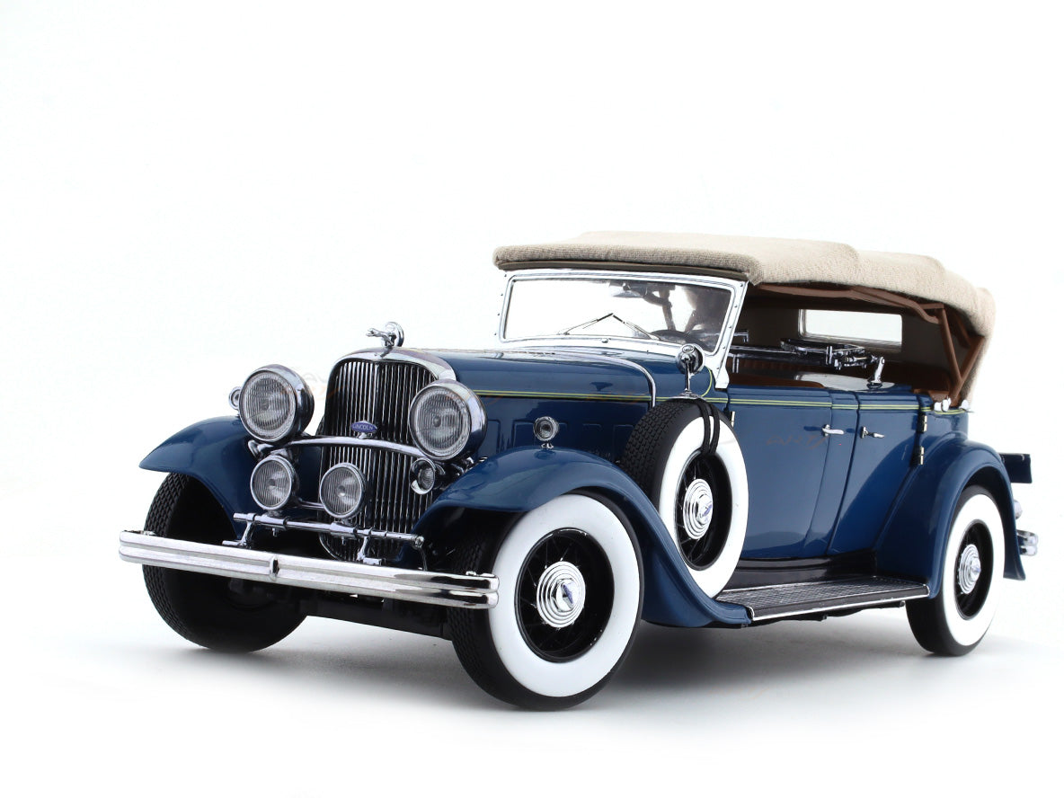 1932-Ford-Lincoln-KB-blue-1-18