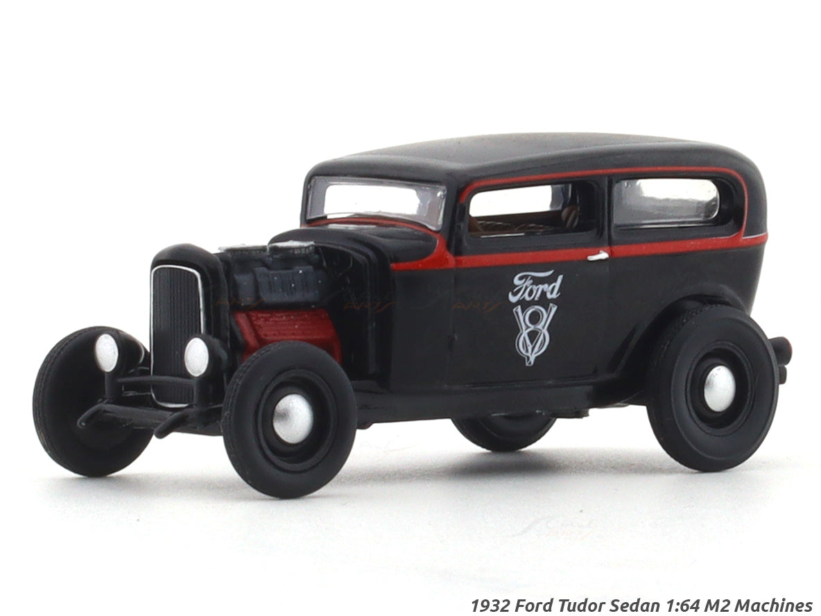 M2マシーン 1956 フォード COE 1932 フォード・チューダーセダン 1932 Ford Tudor Sedan black 1:64 M2 Machines licensed diecast scale mo