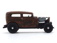 1932 Ford Tudor Sedan Rusty 1:64 M2 Machines diecast scale car collectible