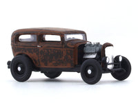 1932 Ford Tudor Sedan Rusty 1:64 M2 Machines diecast scale car collectible