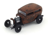 1932 Ford Tudor Sedan Rusty 1:64 M2 Machines diecast scale car collectible