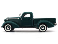 1937 Studebaker Coupe Express Pick Up green 1:18 Road Signature diecast Scale Model pickup