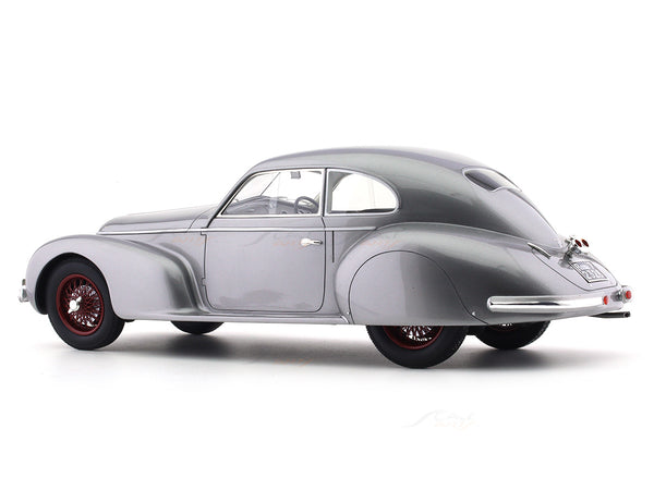 Cult Models 1939 Alfa-Romeo 6C 2500S Berlinetta Touring silver 1:18 Cult Models ...