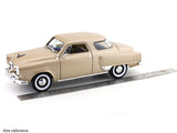 1950 Studebaker Champion golden 1:18 Road Signature diecast Scale Model car collectible