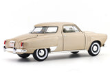 1950 Studebaker Champion golden 1:18 Road Signature diecast Scale Model car collectible