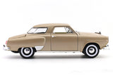 1950 Studebaker Champion golden 1:18 Road Signature diecast Scale Model car collectible
