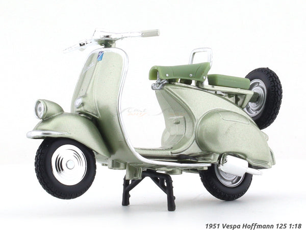 1951 Vespa Hoffmann 125 1:18 diecast scale model scooter bike collectible