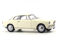 1954 Alfa-Romeo Giulietta Sprint Coupe Beige 1:18 Kyosho diecast scale model miniature