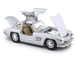 1954 Mercedes-Benz 300 SL silver 1:24 Bburago licensed diecast Scale Model car