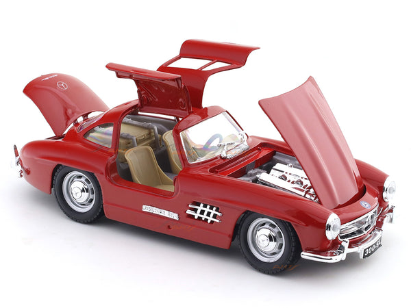 1954 Mercedes-Benz 300SL Red with Acrylic Case 1:24 Bburago