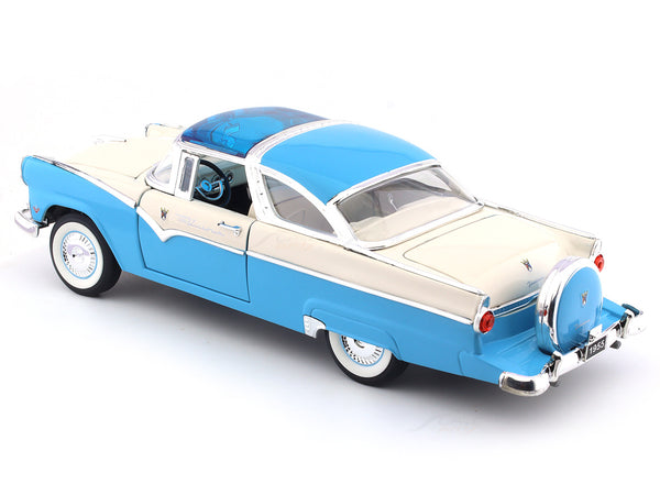 1955 Ford Crown Victoria blue 1:18 Road Signature diecast Scale