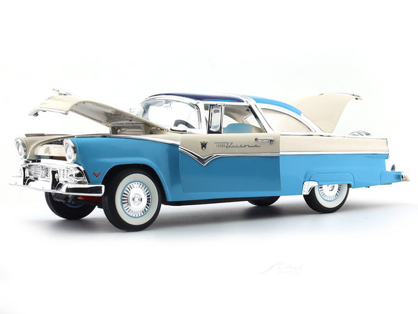 1955 Ford Crown Victoria blue 1:18 Road Signature diecast Scale