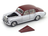1955 Rolls-Royce Silver Cloud silver maroon 1:64 GFCC diecast scale model miniature car collectible