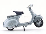 1957 Vespa 150 1:18 diecast scale model scooter bike collectible