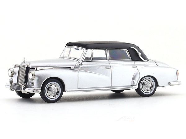 1959 Mercedes-Benz 300D silver 1:64 GFCC diecast scale model miniature car collectible