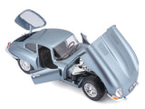 Pre Order : 1961 Jaguar E Type Coupe 1:18 Bburago Licensed Diecast Scale Model car Collectible