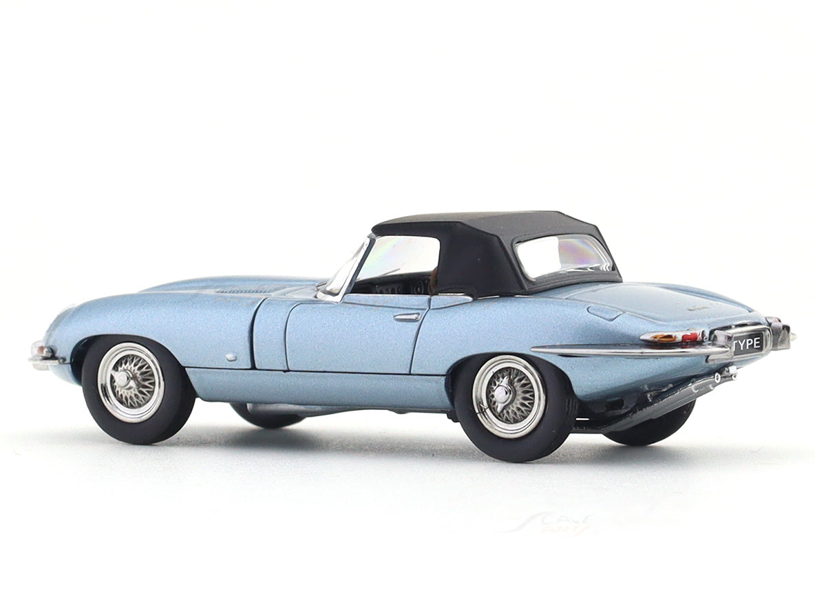1961 Jaguar E-Type Roadster blue 1:64 GFCC diecast scale model