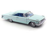 1963 Ford Galaxie 500 XL Hardtop Glacier Blue 1:18 Sunstar diecast Scale Model collectible