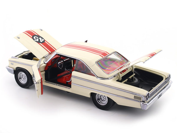 Ford 1963 Galaxie 500 XL #91, Tour de France, 1/18 Scale Diecast Model Toy Car, White, Sun Star Manufactured Ford 1963 Galaxie 500 XL #91, Tour de France, 1/18 Scale Diecast Model Toy Car, White, Sun Star Manufactured
