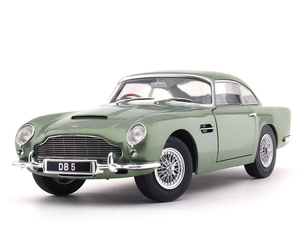 Aston Martin DB5 Model Car 1:18 Scale Solido