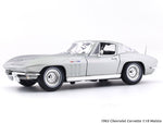 1965 Chevrolet Corvette 1:18 Maisto diecast Scale Model car